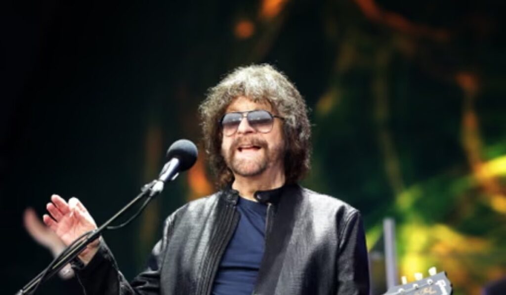 Where Does Jeff Lynne Live