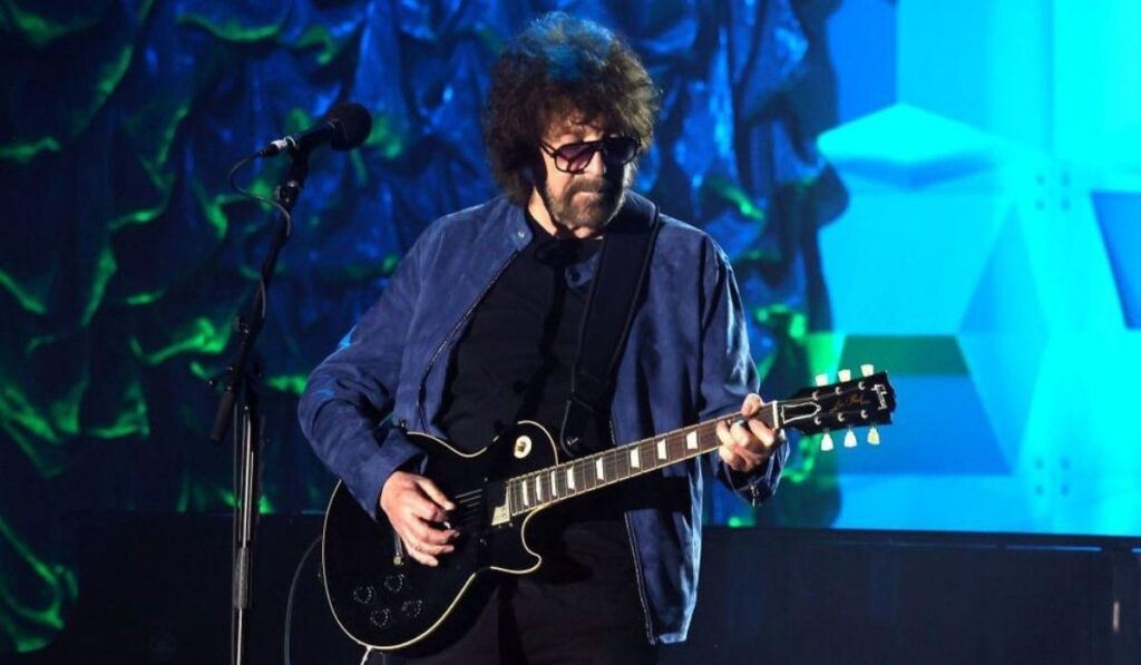 Where Does Jeff Lynne Live